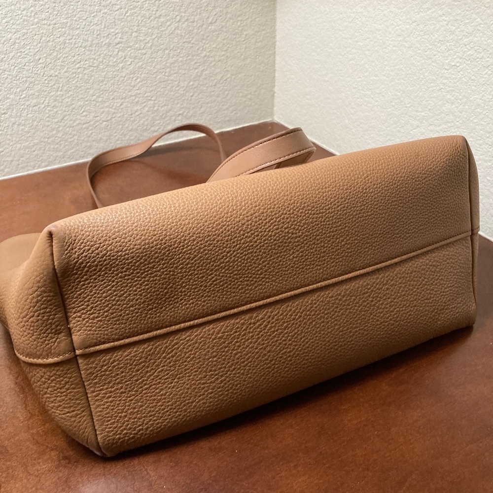 SOLD Prada Tote in camel color - Picture 4 of 8